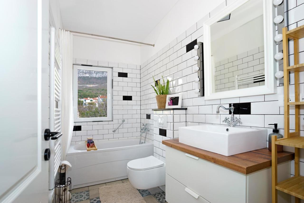 Apartment 4-star Bianco Kastela