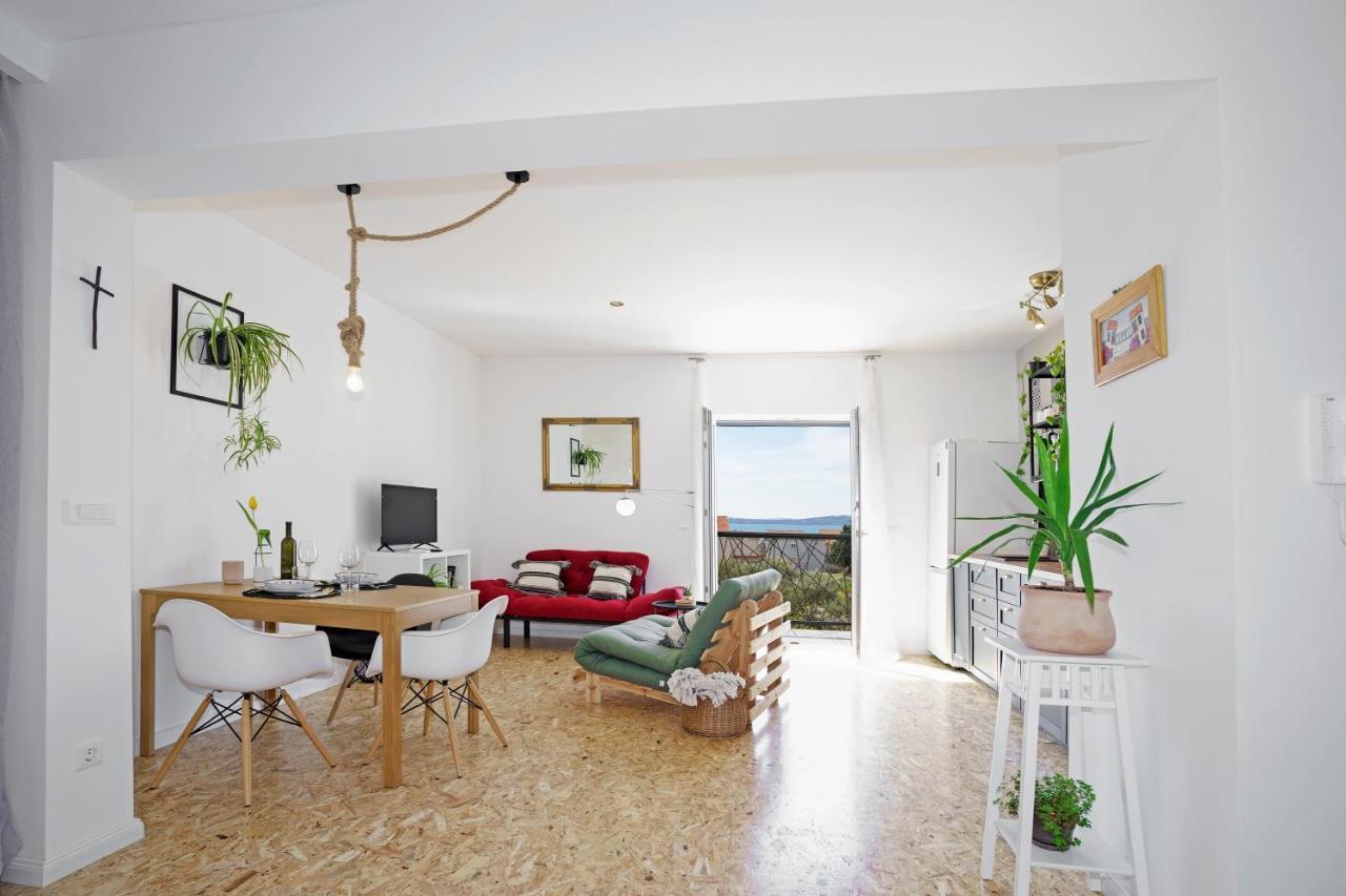 Apartment 4-star Bianco