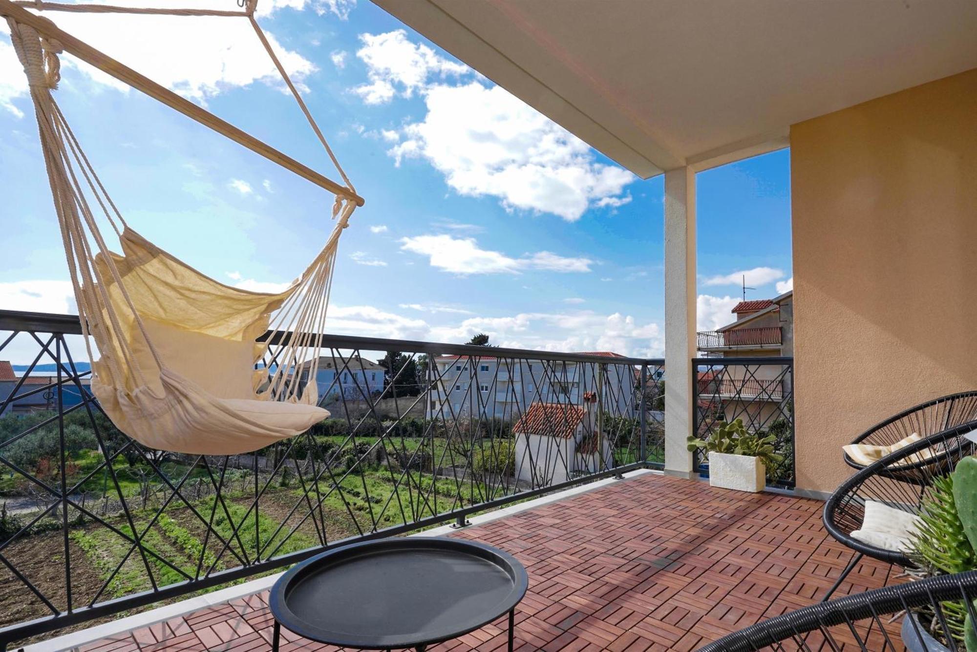 4-star Bianco * Kastela