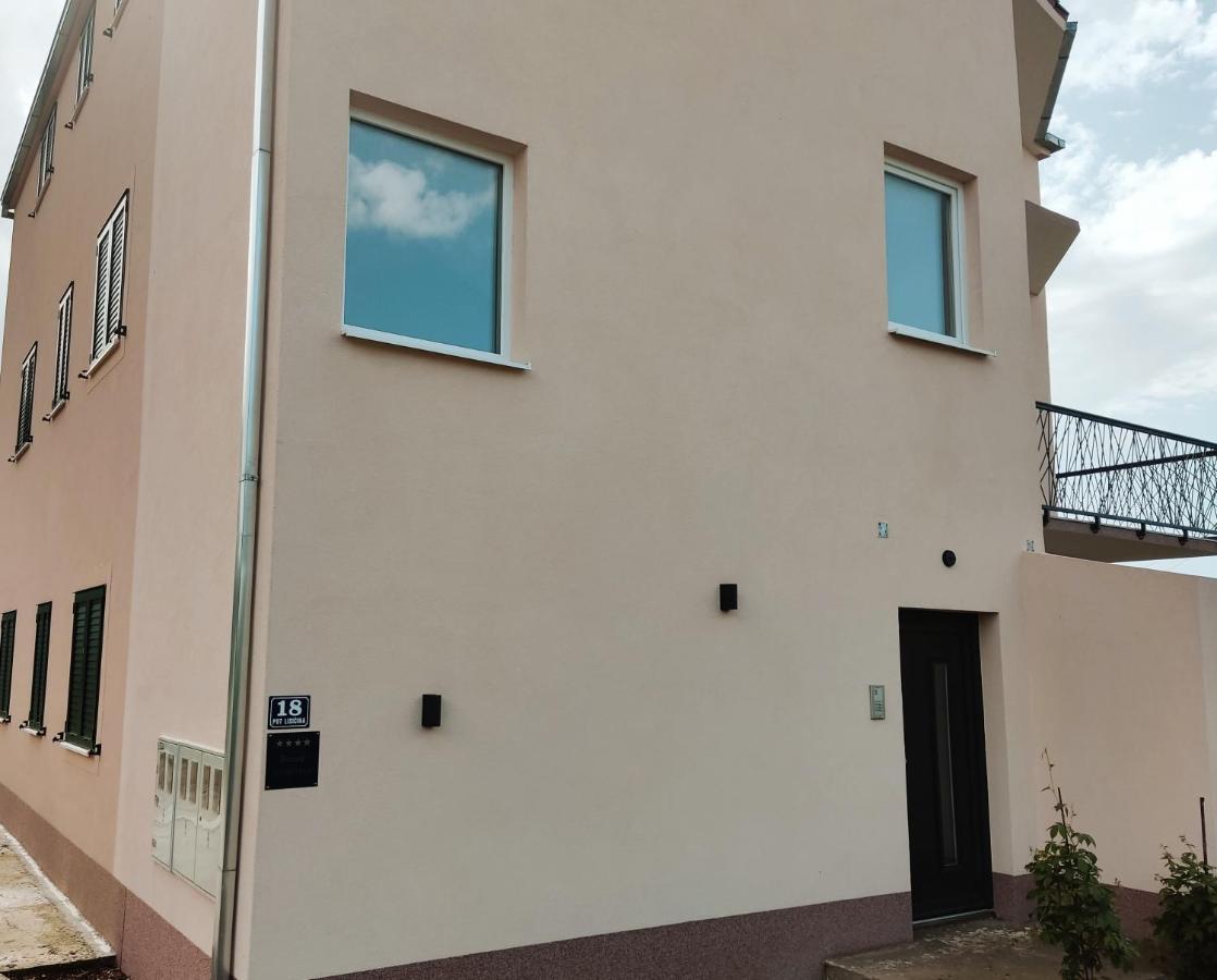 4-star Bianco Apartment